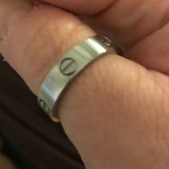 Screw Motif Love Ring - Size 9 approx. - Picture 4 of 7